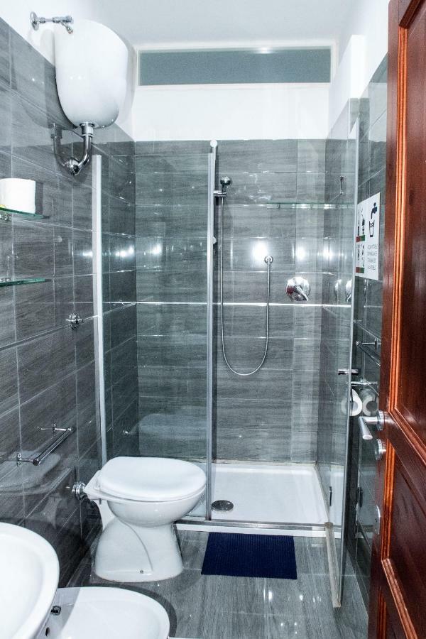 B&B Le Isole Naples Exterior photo