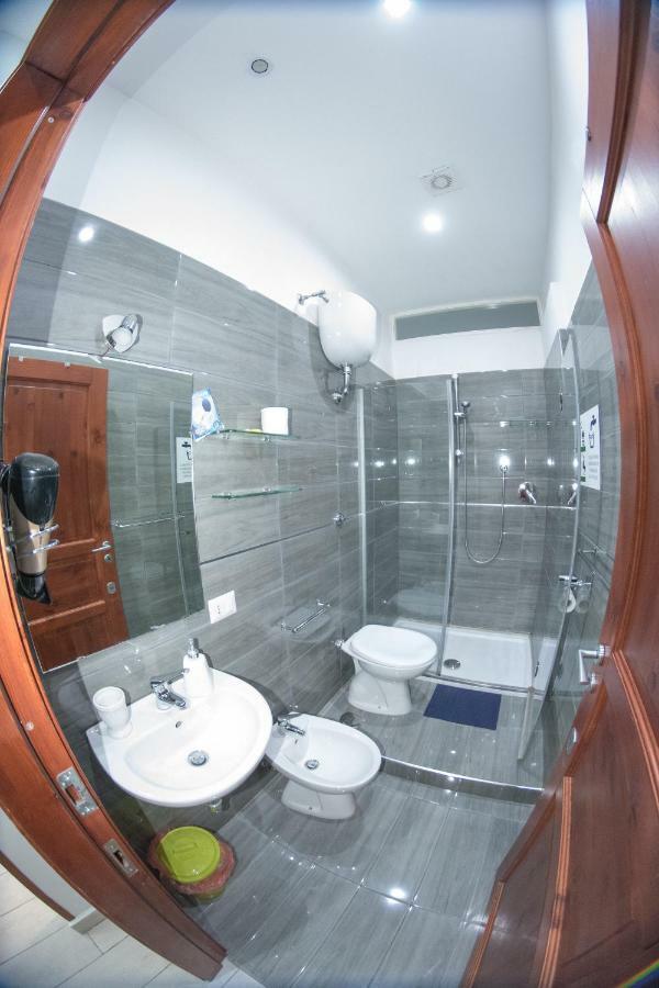 B&B Le Isole Naples Exterior photo